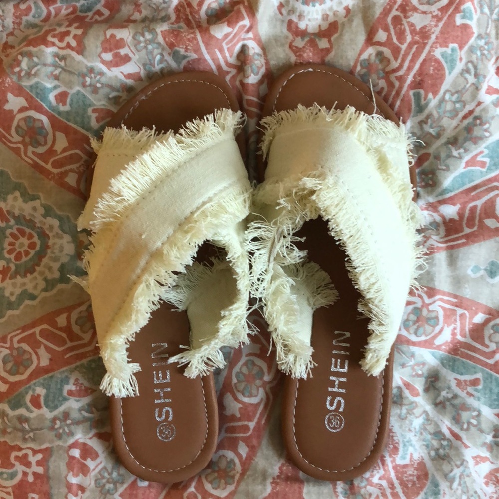 Womens sandals